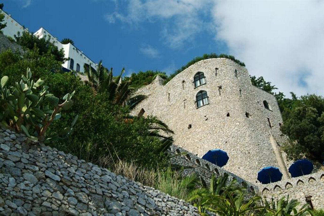 Hotel Borgo Santandrea 5*